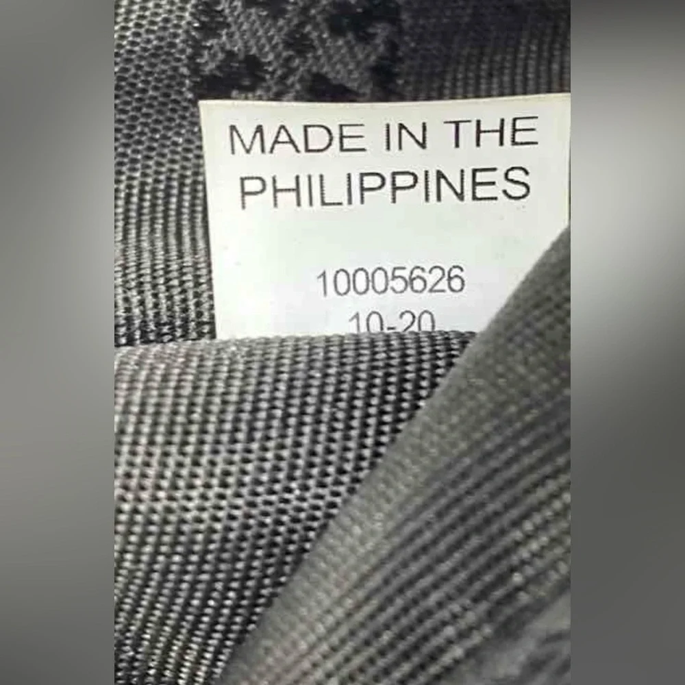 Tory Burch Black Crossbody Bag with Gold Logo - Picture 9 of 14